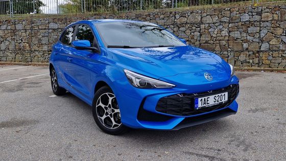 MG uvádí na český trh malý hatchback 3 s netradičně koncipovaným hybridním pohonem.