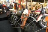 Vojenský Harley-Davidson WLA z období druhé světové války. Jednalo se o speciální úpravu civilního typu WL s dvouválcem o objemu 750 kubických centimetrů. Právě tento model dostal přezdívku Liberator, protože s ním američtí vojáci osvobozovali západní Evropu.