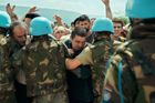 Jiní se bojí pomsty. Srbské kino uvedlo bosenský film o genocidě ve Srebrenici