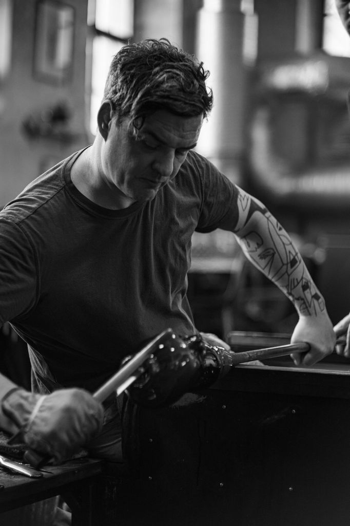 Martin Janecký při práci v Janecký Studiu na pražské Kampě.