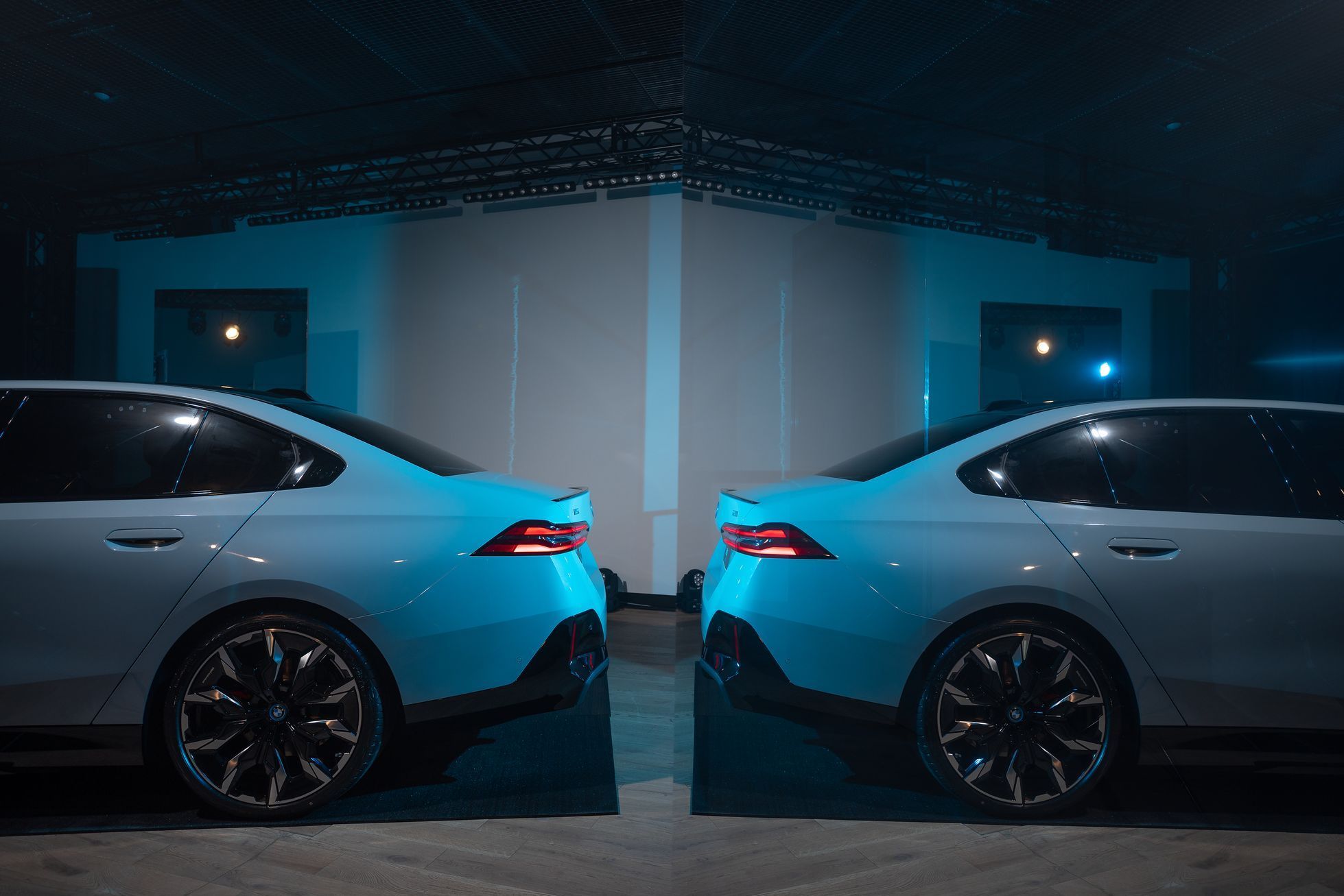 BMW i5 premiéra v pražské Kunsthalle