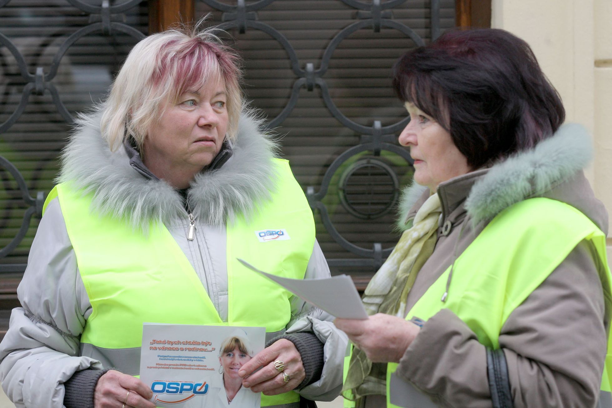 Demonstrace prodavaček za omezení prodejní doby o svátcích
