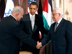 Abbás, Netanjahu a Obama.