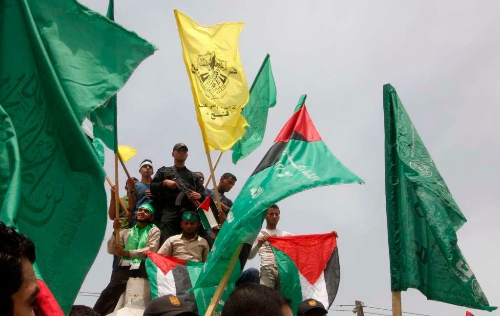 Palestinci oslavují smírčí dohodu Fatahu s Hamasem