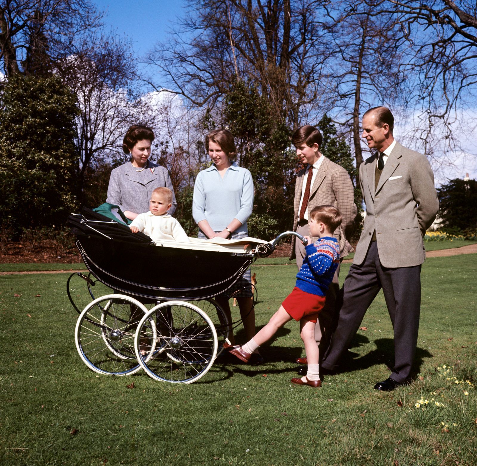 Princ Charles, princ Philip, Alžběta II., královská rodina