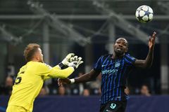 Srazil jsem nás na kolena, vyčítal si Staněk obří minelu. Je silný, podpořil ho Vlček