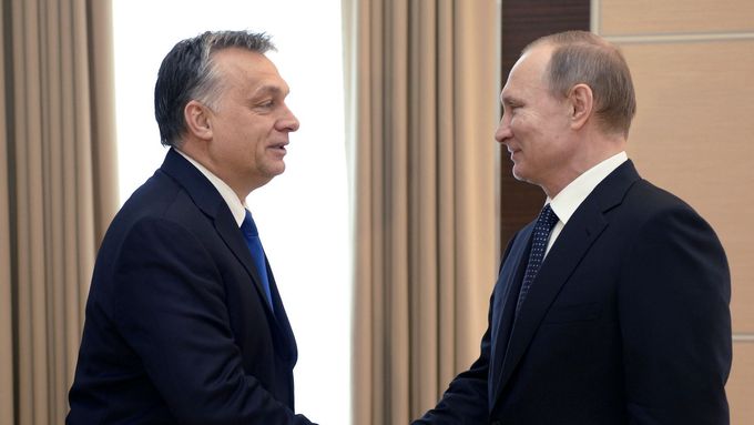 Maďarský premiér Victor Orbán při návštěvě Vladimira Putina v Moskvě.