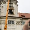 Snesení zvonů z bývalé Jezuitské koleje, Kutná Hora, zvony