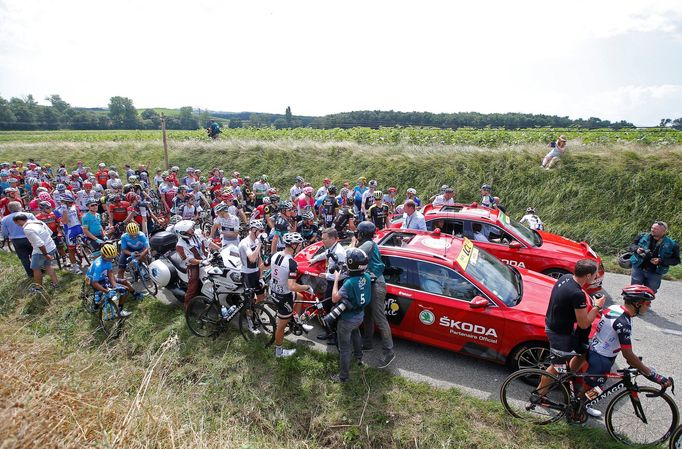 Protesty v 16. etapě Tour de France