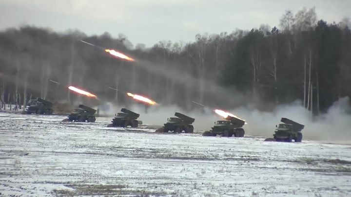 BBC: Rusové přeskupují síly. Velení nově převezme generál se zkušenostmi ze Sýrie; Zdroj foto: Reuters