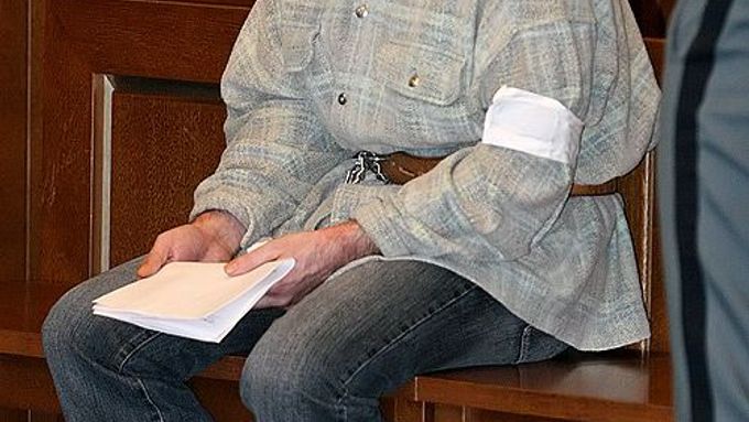 Skutečný "heparinový vrah" Petr Zelenka před soudem