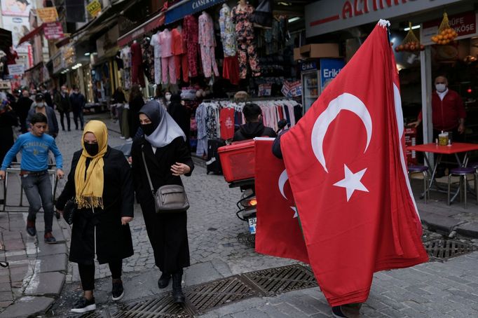 Erdogan doufá, že nižší náklady na úvěry podpoří tureckou ekonomiku.
