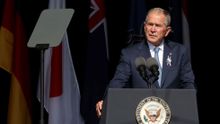 Bush si na videu spletl invazi na Ukrajinu s Irákem. Je mi 75 let, omlouval se