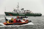 Zatčeni aktivisté Greenpeace, chtěli zastavit ruský tanker