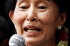 14. 11. - První projev Su Ťij: Snažme se dál o demokracii. Podrobnosti najdete - zde