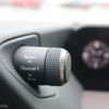 Lexus UX300e elektromobil