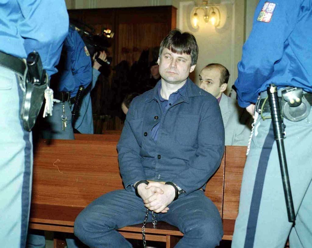 Jiří Kajínek u soudu rok 1998