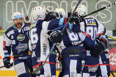 Kometa - Třinec, třetí finále 2018