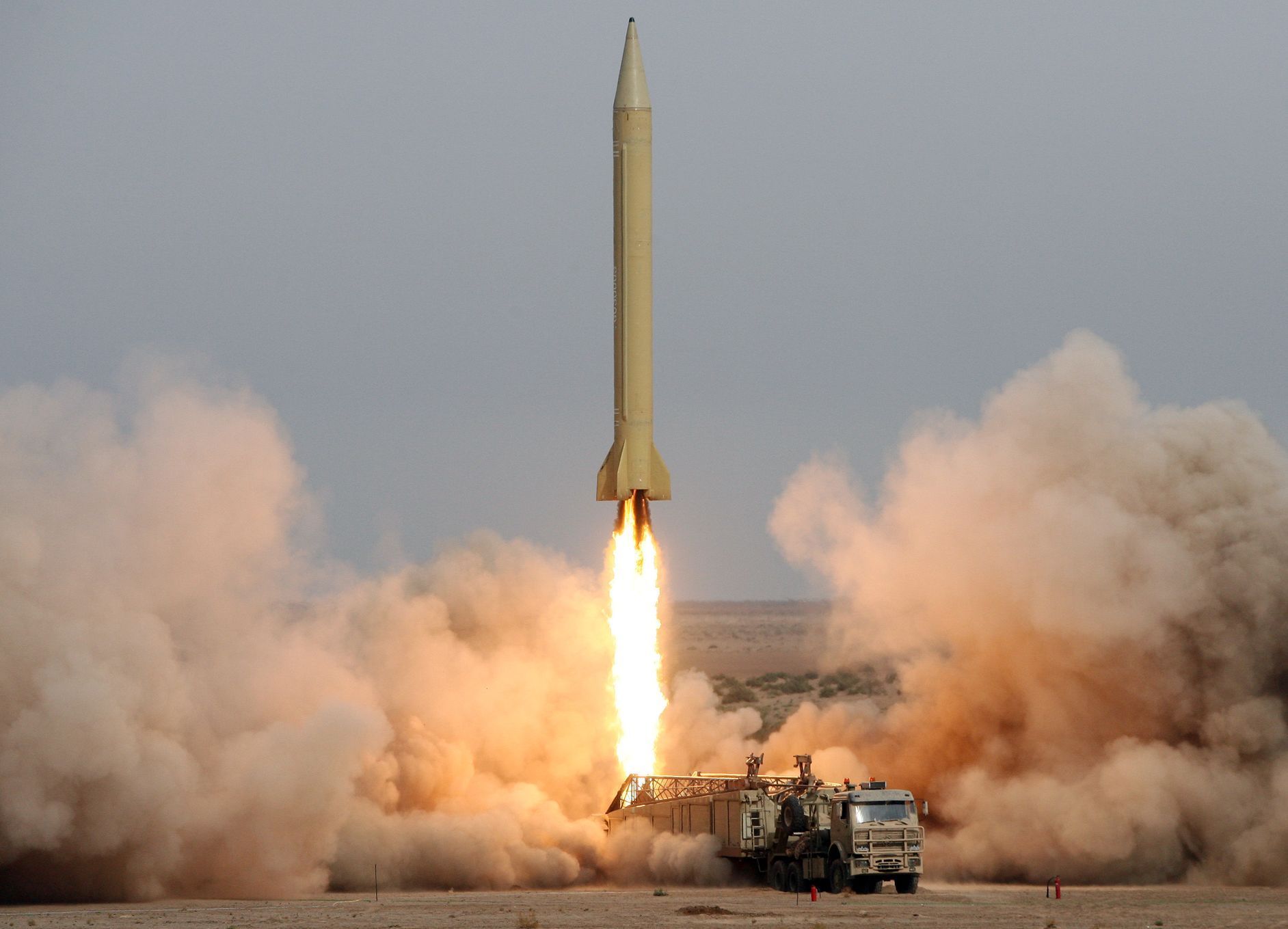 Irán / Raketa / Zbraň / Shahab 3 / 2006