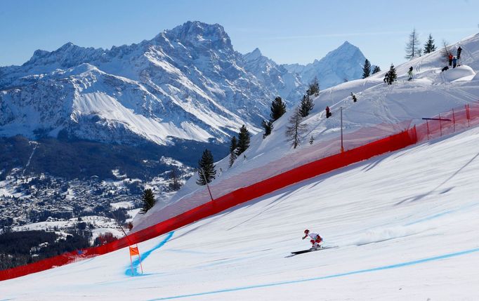 Alpine Skiing - FIS Alpine World Ski Championships - Women's Downhill Training - Cortina d'Ampezzo, Italy - February 12, 2021 Switzerland's Corinne Suter in action REUTER