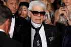 Karl Lagerfeld vstupuje do Česka. V Pařížské už není místo, dražší značky míří do obchodních center