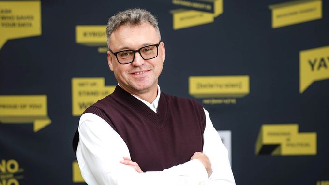 Běloruský novinář a disident Pavel Marynič uprchnul před Lukašenkovým režimem do sousední Litvy, odkud nyní řídí nezávislý web Malanka Media.