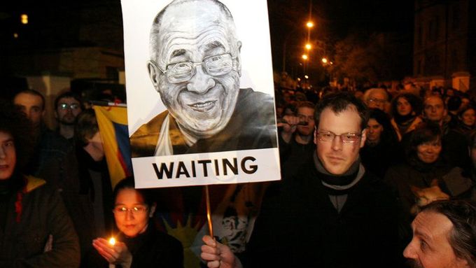 Na podporu tibetského duchovního vůdce se demonstruje po celém světě. I v Praze