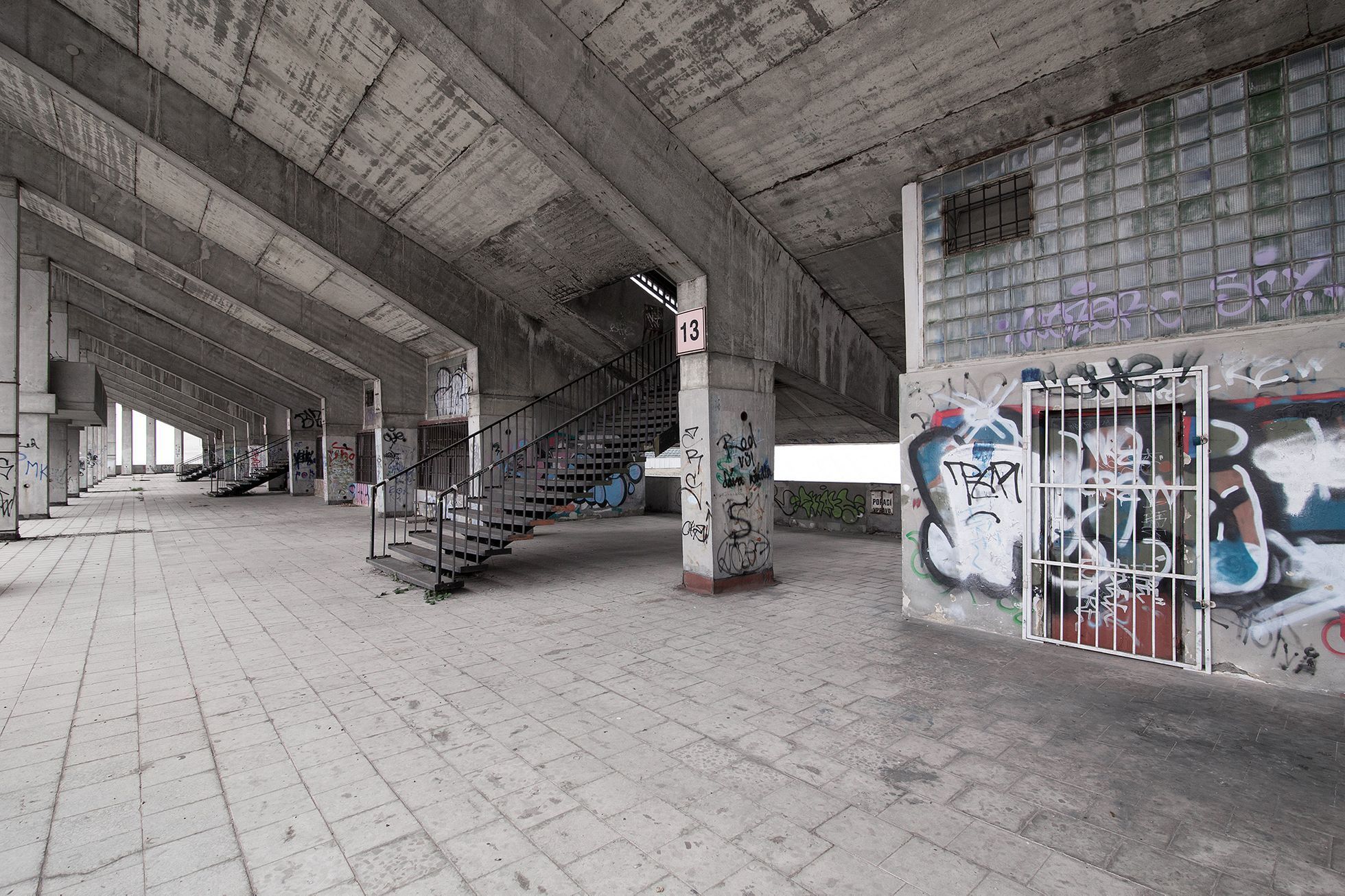 Velký strahovský stadion: postupné chátrání