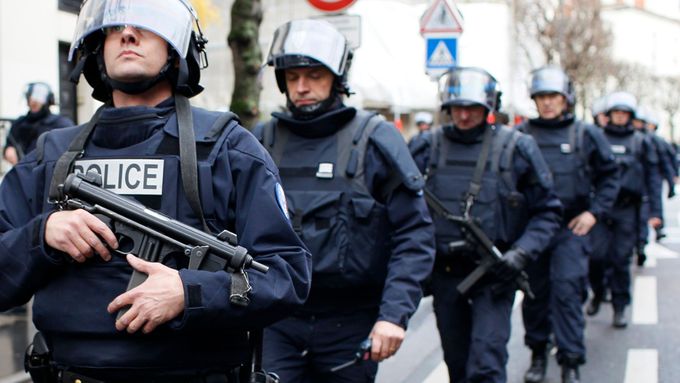 Francie je ve stavu pohotovosti po lednových útocích islamistů.