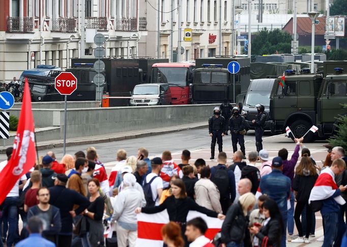 Protesty za odstoupení běloruského prezidenta Alexandra Lukašenka.