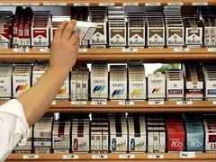 Přestože cigarety v Itálii zdražily a vešel v účinnost zákaz kouření v restauracích, Italové kouří stále víc.