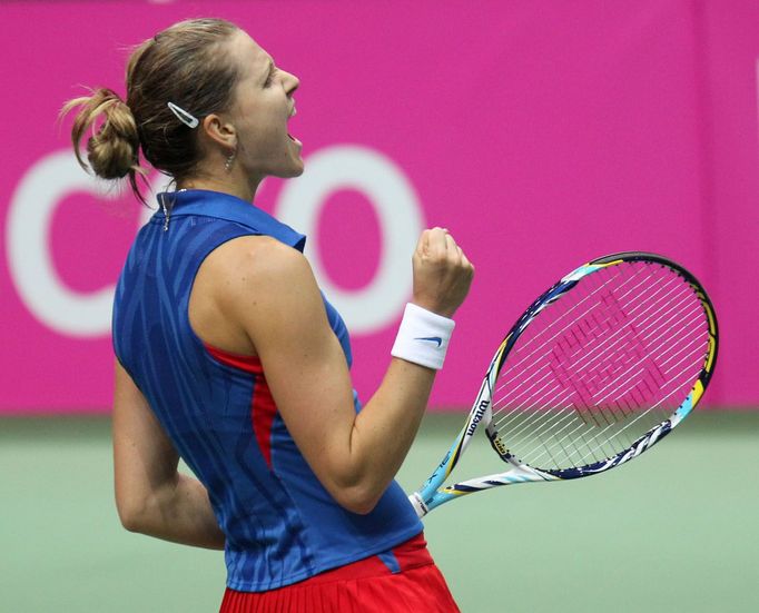 Fed Cup, Česko - Itálie (České hráčce podpora velmi pomáhala)