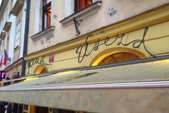 Z nejstaršího klubu můžete sledovat milence na Petříně. Místo však neztrácí atmosféru undergroundu