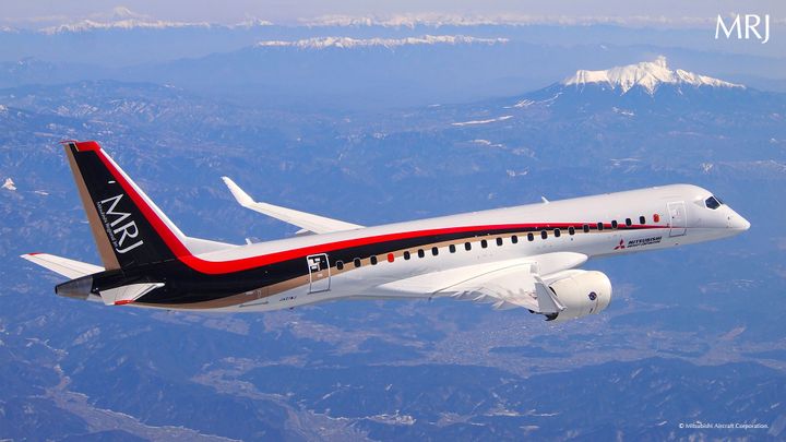 Menší, ale prostornější. Japonský konkurent Boeingu a Airbusu se chystá do vzduchu
