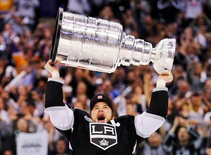 Šesté finále Stanley Cupu mezi Los Angeles Kings a New Jersey Devils