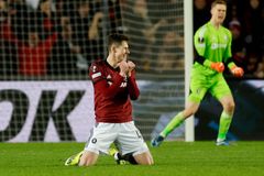 Obránce za 370 milionů. Vitík má podle Italů z Letné namířeno do Boloni