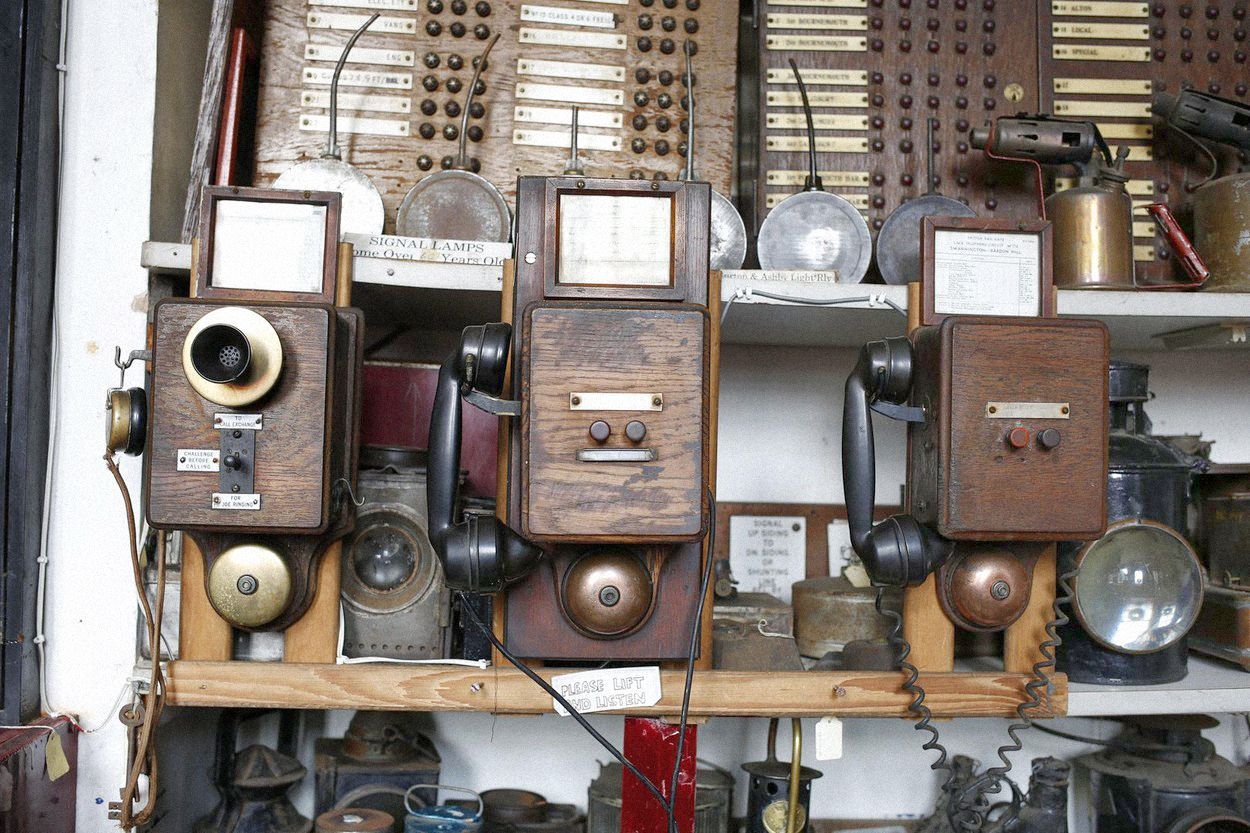 Jednorázové užití/ Fotogalerie / Před 145 lety byl podán první patent na vynález telefonu