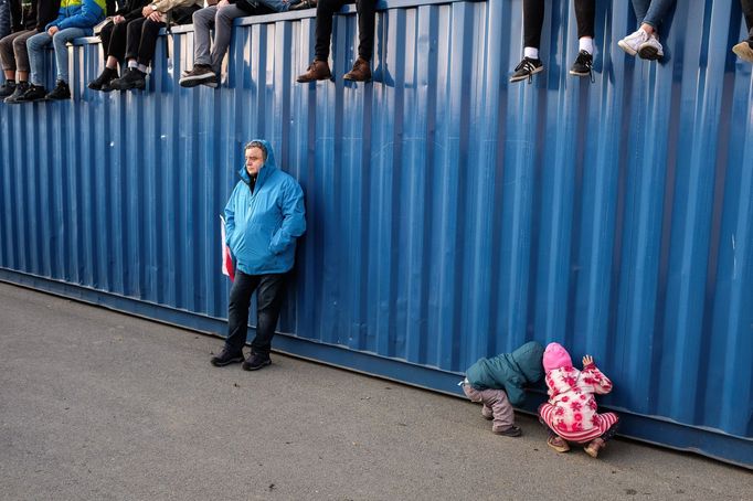 Lidé z Letné (demonstrace 16. listopadu 2019)