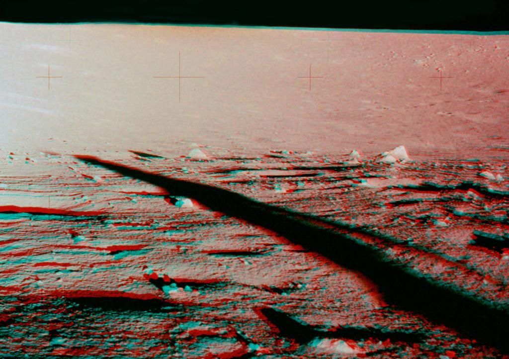 3D - Apollo 12 na Měsíci