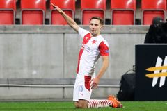 Slavia nasázela za poločas Zlínu pět gólů, Kuchta zařídil čtyři