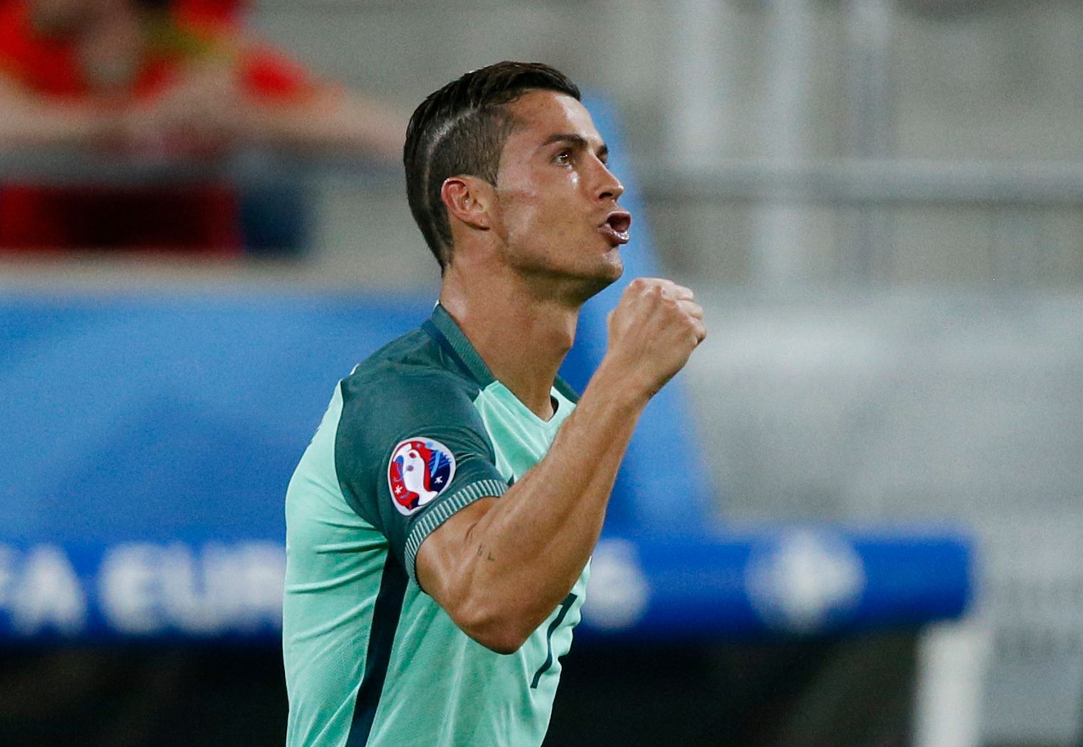 Euro 2016, Portugalsko-Wales: Cristiano Ronaldo slaví gól na 1:0