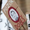 Týden neklidu - transparenty