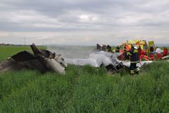 V Německu se zřítila dvě malá letadla, oba piloti zemřeli