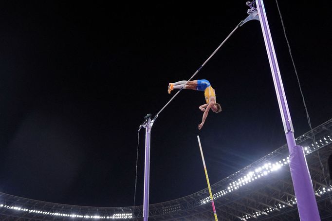 Švédský tyčkař Armand Duplantis a jeho rekord při MS v atletice 2025 v Tokiu