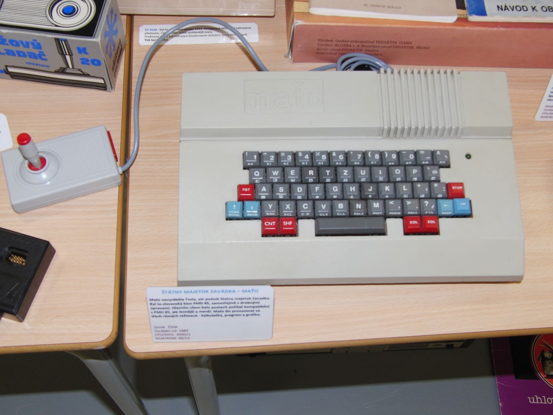 Staré počítače, konzole - retro