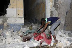 Útok islamistů na hotel v Mogadišu si vyžádal nejméně dvacet mrtvých a desítky zraněných