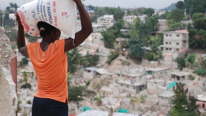 Rok na Haiti očima českých humanitárních pracovníků