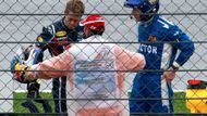 V Turecku sice Vettel havaroval v tréninku, ale nakonec si opět vyjel pole position a třetí vítězství v nové sezoně. V Turecku poprvé na stupně vítězů vystoupalo Ferreri: Alonso si dojel pro třetí příčku za znovu suverénním Vettelem a Webberem.