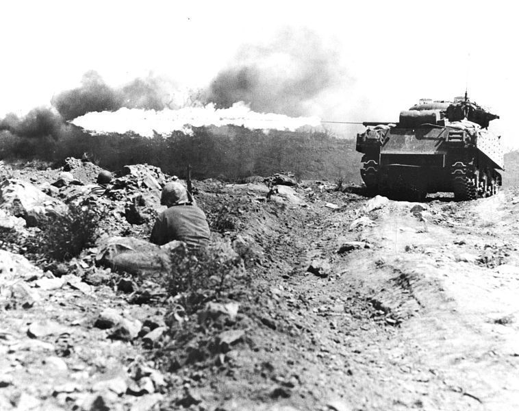 Jednorázové užití / Fotogalerie / Uplynulo 75 let od bitvy o japonský ostrov Iwo Jima / PB