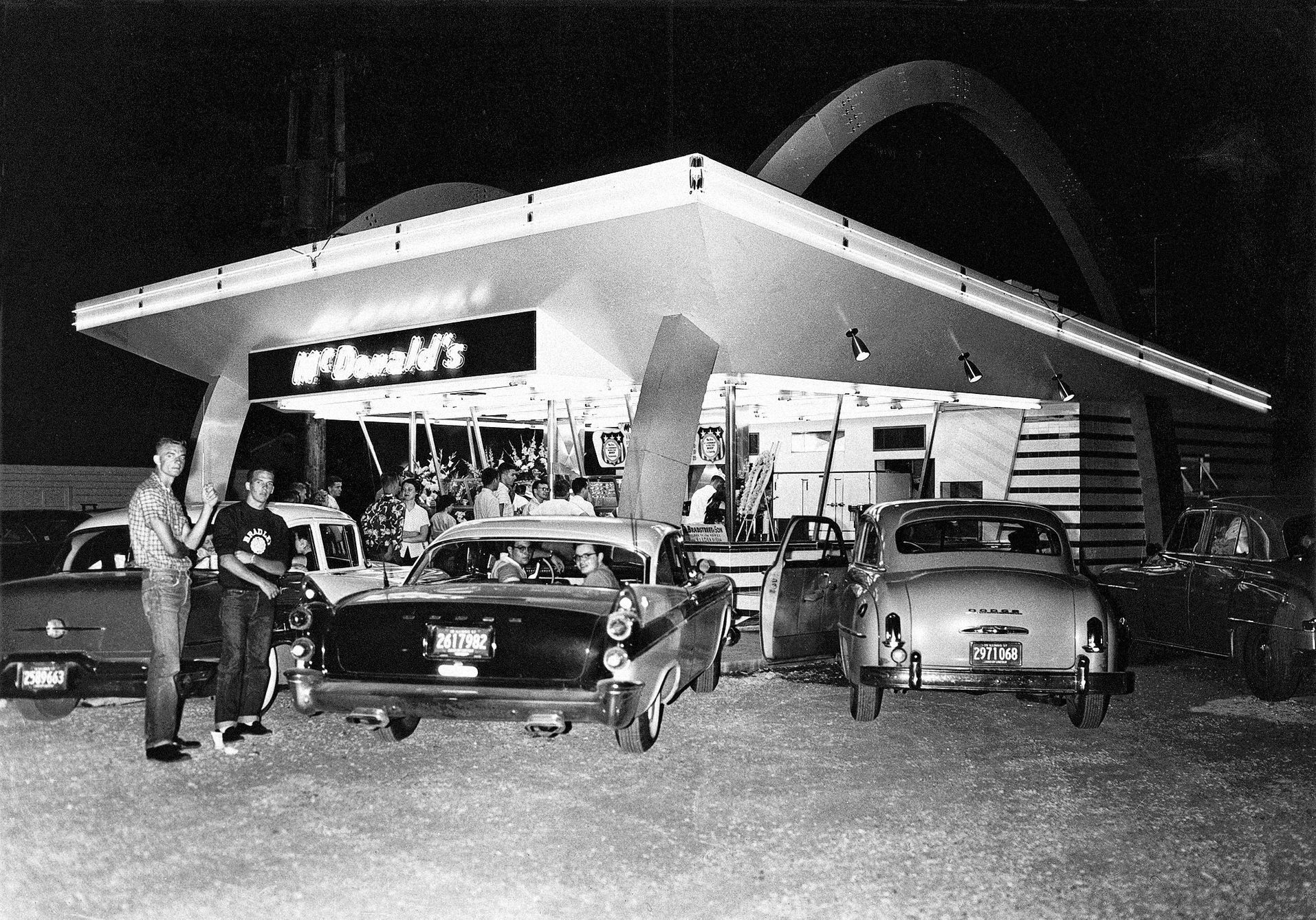 Jednorázové užití / Fotogalerie / Historie McDonald's / McDonald's Int.